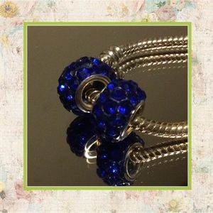 🍒NEW 2PC DARK BLUE CZECH BEADS BLING CHARMS DIY